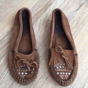 Minnetonka Studded Leather Moccasins - Size 6